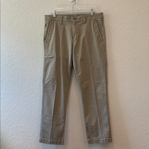 Weatherproof Men's Khaki Chinos - Picture 1 of 6